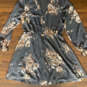 Floral Long Sleeve Dress in Gray and Brown